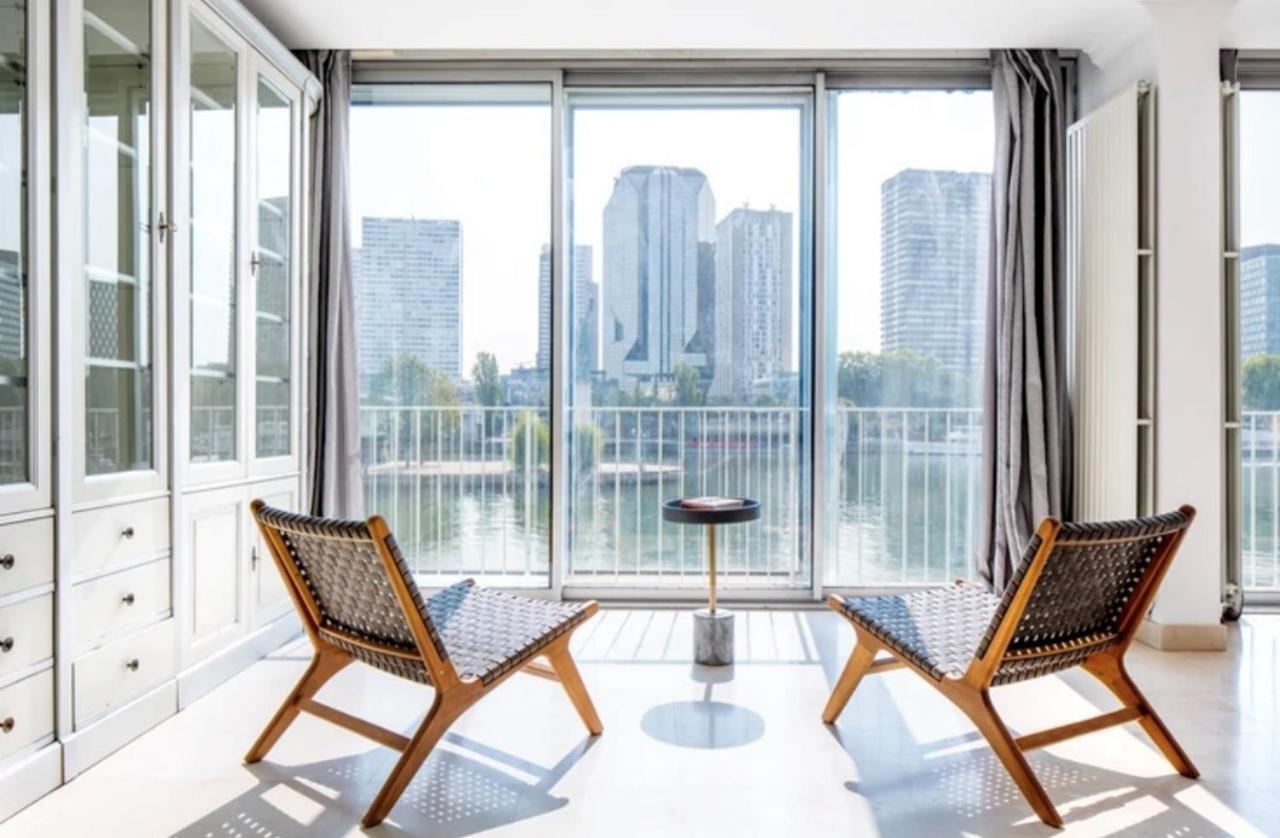 Bright 1Bedroom Apartment Centrally Located With Most Beautiful Views From Seine At 10 Minutes Walking From Beaugrenelle Shopping Mall And Eiffel Tower Paris Ngoại thất bức ảnh